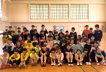 下関市小学生バドミントン講習会写真