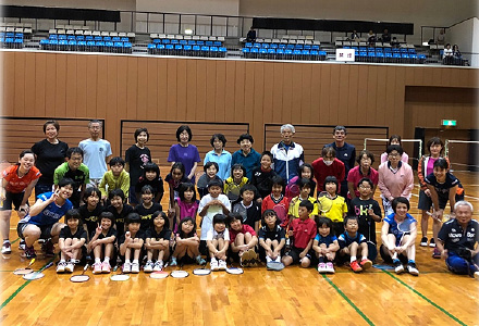 ビークルーエッセ主催 バドミントン講習会写真