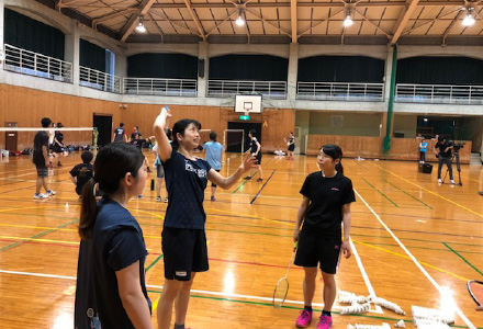 【フォーム指導　柏原選手】 写真