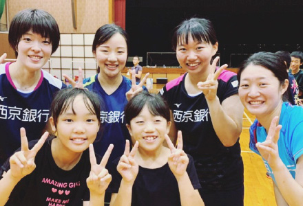 ビークルーエッセバドミントン教室 写真