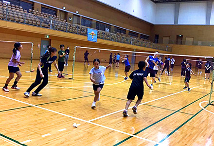 防府市スポーツ協会主催 バドミントン教室写真