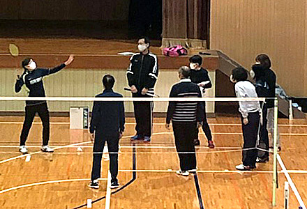 岩国市教育委員会　錦支所主催　バドミントン教室写真